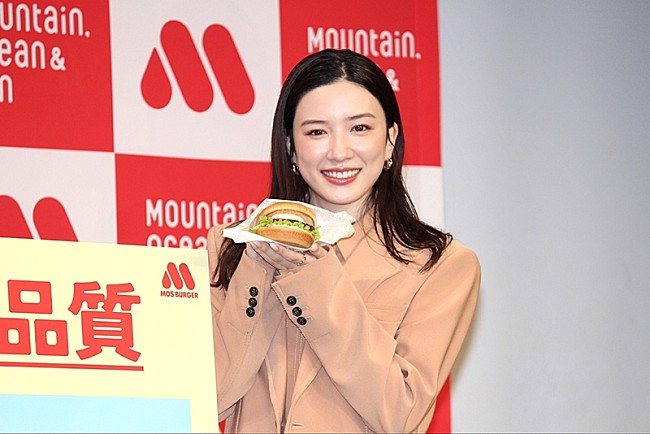 「永野芽郁、モスの新ブランドキャラクタ－に就任　春の新商品に「一瞬でとりこになりました」」1枚目/1