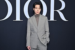 Ｊｉｍｉｎ「BTSのJIMIN、ソロ・アーティストとして初めて米国で「Like Crazy」のパフォーマンスを披露」