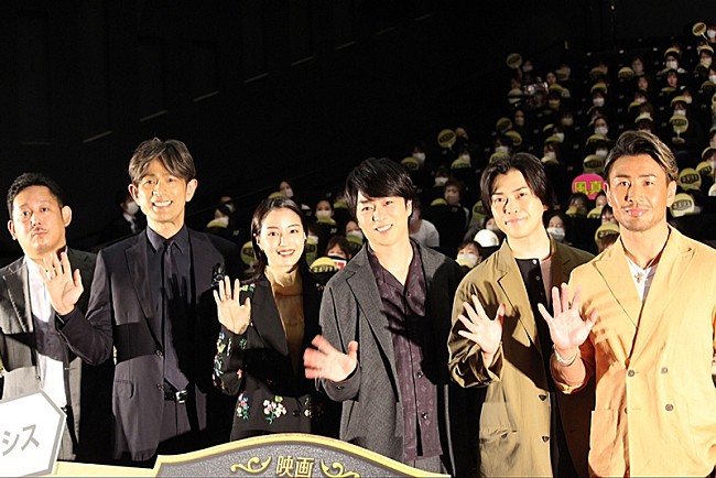 「広瀬すず、敵役の魔裟斗から「中身は男」　広瀬「こっちもだんだんメラメラしてきて、負けないぞって」」1枚目/1