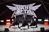 BABYMETAL「新生BABYMETALの誕生と新章の幕開け【BABYMETAL BEGINS - THE OTHER ONE -】を振り返る」1枚目/15