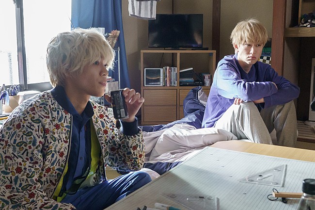 「「コタロ－は１人暮らし」“狩野”横山裕の抱っこシ－ンに反響　「横山くんのパパ感にキュン」「コタロ－への父性が強くて最高」」1枚目/1