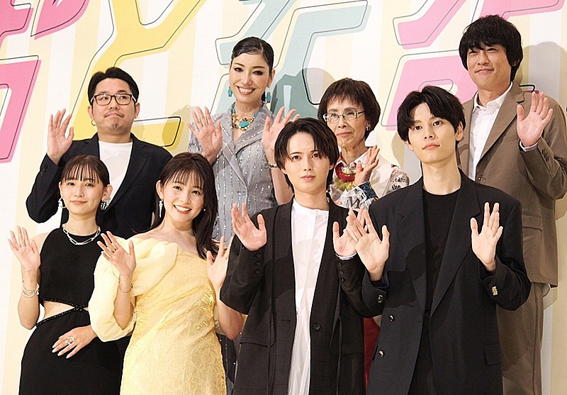 「HiHi Jets井上瑞稀「友達がちょっと増えました」　「明るい役を通していろんな人と話せるようになりました」」1枚目/1