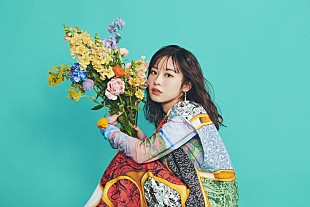 「楠木ともり、1stフルアルバムから4週連続で先行配信へ」