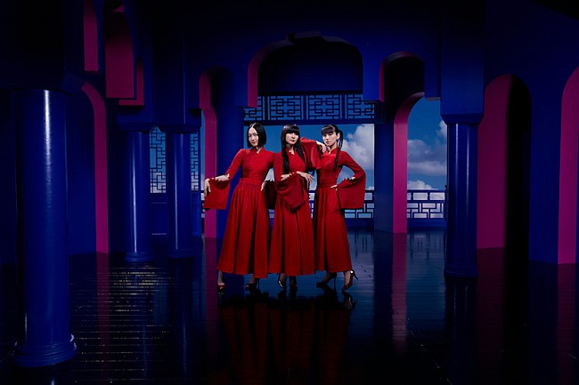 Perfume「Perfume、最新ライブ映像作品より初回限定盤特典のダイジェストティザー映像公開」1枚目/3