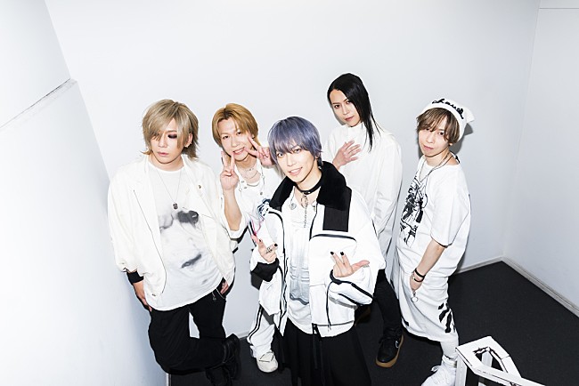 ＳｕＧ「SuG解散から5年半──メンバー5人がすれ違いを超えて再集結！ 7月からスタートする“39日間限定復活”ツアーチケット一般発売開始」1枚目/12