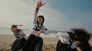 「新しい学校のリーダーズ、ドラマ主題歌「青春を切り裂く波動」MVプレミア公開へ」