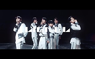 「Lienel、デビュー曲「LOVE Communication」MVで複雑な恋愛感情を表現」