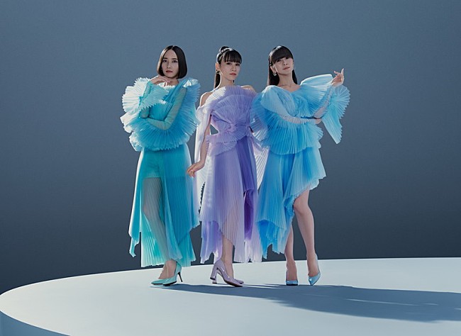 Perfume「Perfume、スペイン音楽フェスのパフォーマンス＆メイキングなどが『Moon』特典映像」1枚目/3