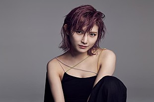 「岡田奈々、ソロデビューAL『Asymmetry』リリース発表」