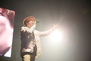 「内田雄馬、6都市9公演のライブツアー【Keep in Step with】を完走」