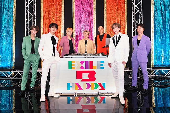 EXILE「吉野北人、中島颯太らをメンバーに迎えた新ユニット・EXILE B HAPPYお披露目、リーダー・TETSUYA「たくさんの人が笑顔になれるステージを」」1枚目/6