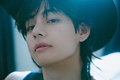 BTS「BTSのV、ソロアルバム『Layover』ノーメイク含むコンセプトフォト23枚を公開」1枚目/6