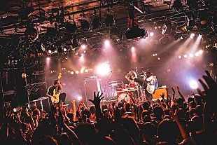 「BURNOUT SYNDROMES、アジアワンマンツアーがスタート＆今秋ASCAとのコラボ曲をリリース」