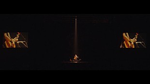 「竹原ピストル、弾き語りライブALより「オールドルーキー」配信開始」