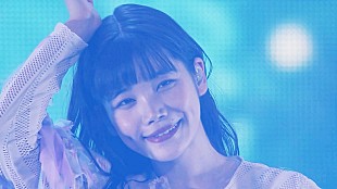 「BiSH、解散ライブより「オーケストラ」映像を公開」