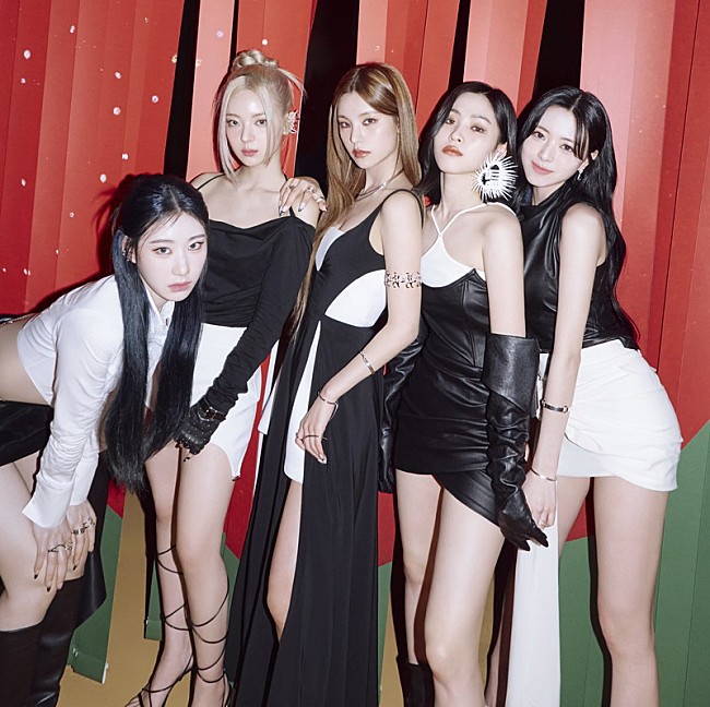 「	ITZY」2枚目/2