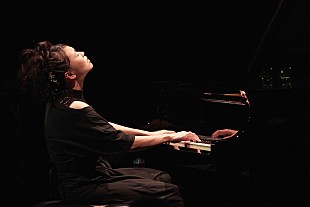 「上原ひろみ、一夜限りのソロピアノ公演【BALLADS】開催決定」