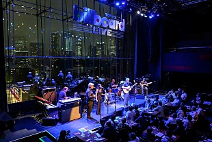 「＜ライブレポート＞ネッド・ドヒニー、ウェスト・コーストの暖かさを感じさせた5年ぶりの来日公演」