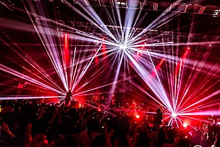 「MUCC、結成25周年イヤーのツアーセミファイナル公演を大阪で開催」