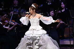 「＜ライブレポート＞全国4都市を巡るシンフォニック・コンサート、いよいよ開幕　デビュー25周年を迎える倉木麻衣が魅せた、笑顔と涙のパフォーマンス」