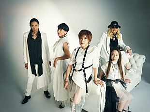 「TRF、デビュー30周年を締めくくるCD3枚＆BD3枚のBOX作品リリース決定」