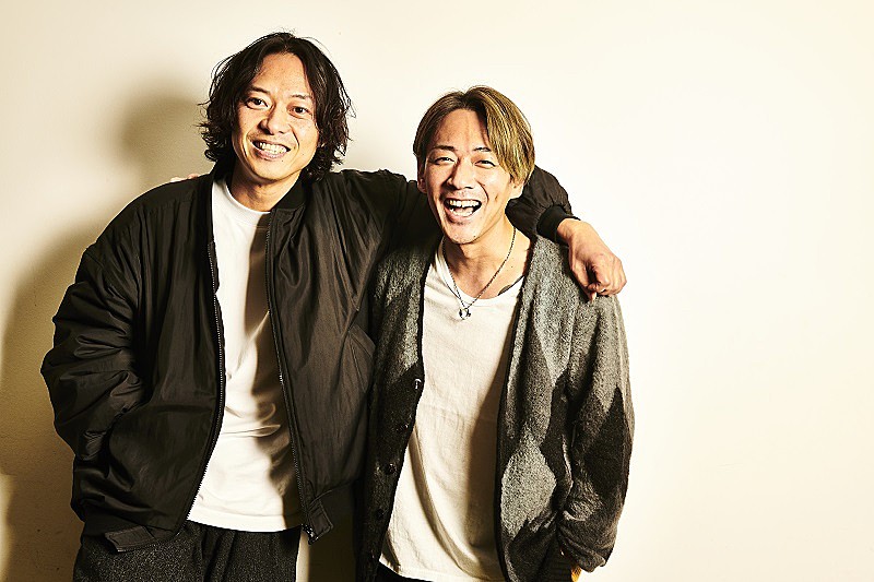 とまとくらぶ（山田将司×村松拓）、新曲「Whaleland」配信決定＆ジャケット写真公開