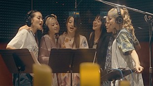 「XG、最新曲「WINTER WITHOUT YOU」音源制作過程を映したビデオを公開」