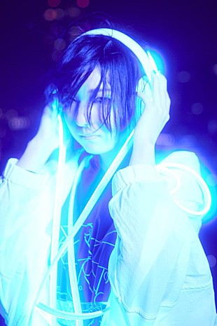 「mzsrz、新曲「シェルター」MV公開」