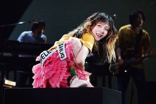 「aiko「昨日はホテルで号泣してました」、5年ぶりアリーナツアー【Love Like Pop vol.24】開幕」