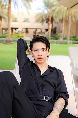 「岩橋玄樹、1st写真集のタイトルが決定＆先行カット公開 「響きもかわいいし、大好きなタイトル」」