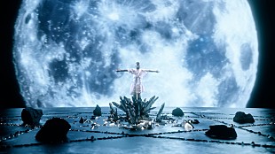 「4s4ki、ゲームキャラとコラボした『タップハンター』主題歌「Magic sword」MV公開」