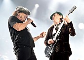 AC/DC「AC/DC、約8年ぶりのヨーロッパ・ツアーを開催」1枚目/1