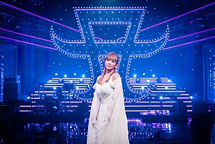 「浜崎あゆみ特番『NHK MUSIC SPECIAL』、未公開インタビュー＆貴重なアーカイブを加えた“完全版”放送へ」