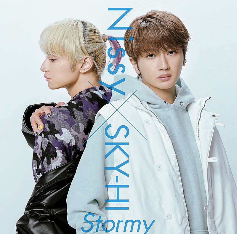 Nissy × SKY-HI「Nissy × SKY-HI、ニューシングル『Stormy』ジャケット＆購入者特典のデザイン公開」1枚目/8