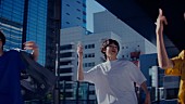 imase「imaseが新曲「Shine Out」書き下ろし＆WEB動画にカメオ出演、アネッサの「ANESSA Global Campaign」」1枚目/2