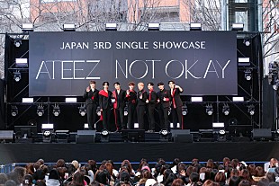 「＜イベントレポート＞ATEEZが熱いパフォーマンスで寒さを吹き飛ばす、『NOT OKAY』発売記念イベント」