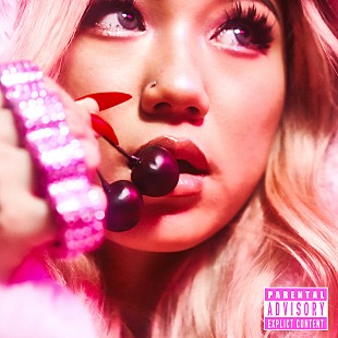 「LANA、レトロフューチャーな世界観の「Almost 20」MV公開　配信EP『19.5』収録のリード曲」