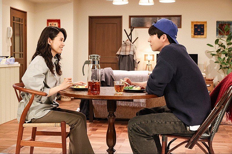 「「Eye Love You」絵本に描かれた“不幸な結末”に考察続々 「テオはラッコなのかな」「視力を失うのでは?」」1枚目/1