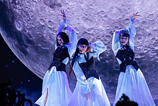 「Perfume、2023年末カウントダウンライブ映像作品リリース決定」