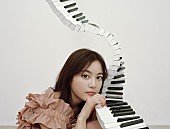 生田絵梨花「生田絵梨花、初の作詞作曲を手掛けた「No one compares」MV公開＆YouTubeライブ開催」1枚目/3