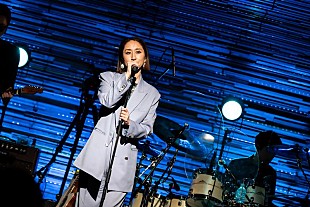 「Ms.OOJA、先行SG「ルビーの指環」配信開始＆ライブ映像公開」