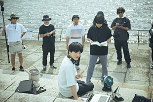 JO1「川西拓実（JO1）と共演者たちの絆が感じられる、映画『バジーノイズ』メイキング写真公開」