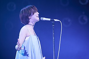 moumoon「moumoon「再会できたことが愛おしくてたまりません！」来年で結成20周年、5年ぶりのバンドを従えたツアー大成功！ ライブレポ解禁（YUKAから寄せられたメッセージあり）」