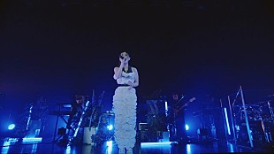 eill「eill、【BLUE ROSE SHOW 2024 in TOKYO】より「フィナーレ。」ライブ映像公開」