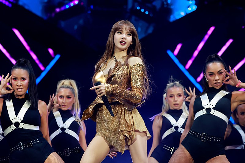 LISA「BLACKPINKのリサ、エッジの効いた新曲ティーザーで自分は“ロック・スター”と宣言」1枚目/1