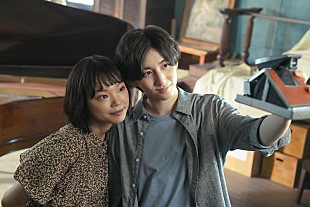 京本大我「京本大我（SixTONES）、単独初主演映画『言えない秘密』より“デート写真”が解禁」