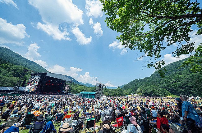 「【FUJI ROCK FESTIVAL &#039;24】入場無料の前夜祭が開催、会場販売グッズも公開」1枚目/1