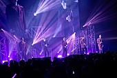 超新星「超新星、幸せに包まれた日本デビュー15周年記念ライブ 新作『HEAVEN』から新曲披露」1枚目/7