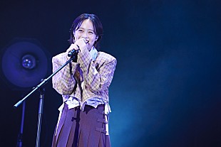 清水美依紗「＜ライブレポート＞清水美依紗、これまでの道のりを辿りアイデンティティを示した“スペシャルな”ツアー【Roots】東京公演」