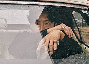 「星野源、公開中のMVにオーディオコメンタリー（副音声）追加　「光の跡」「不思議」「喜劇」など9作品（12/3訂正）」